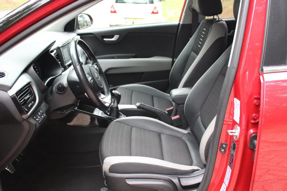 Kia Stonic 1.0 T-GDi DynamicLine uit 2020, foto 13