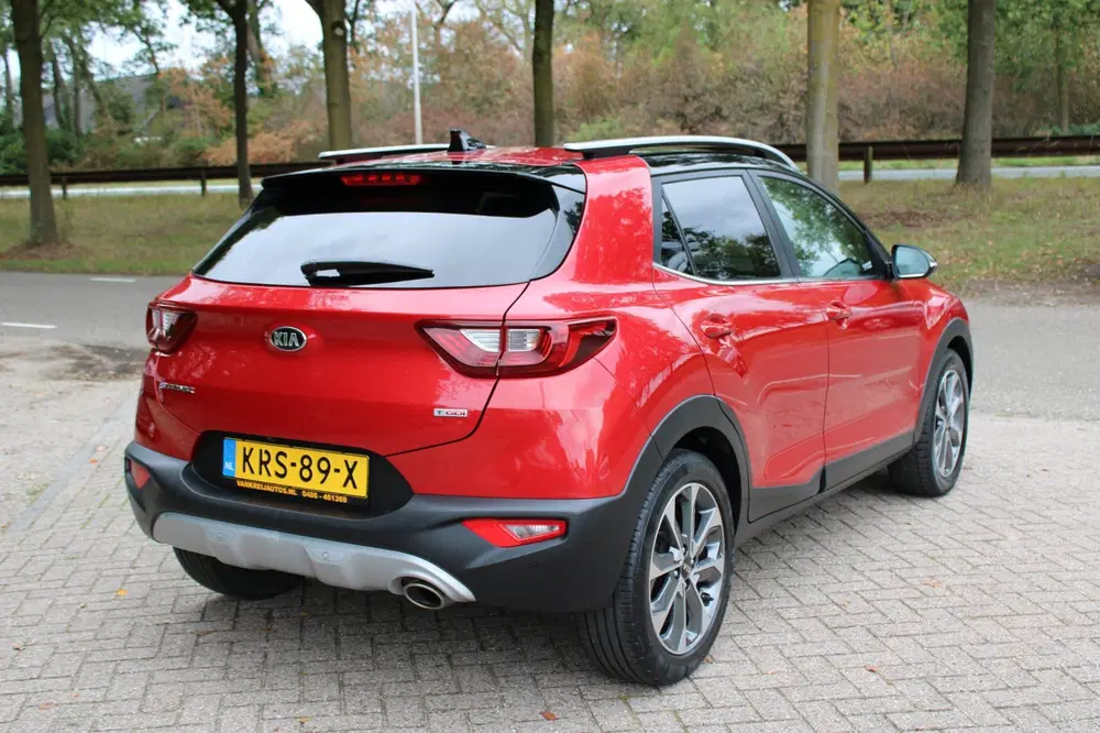 Kia Stonic 1.0 T-GDi DynamicLine uit 2020, foto 3