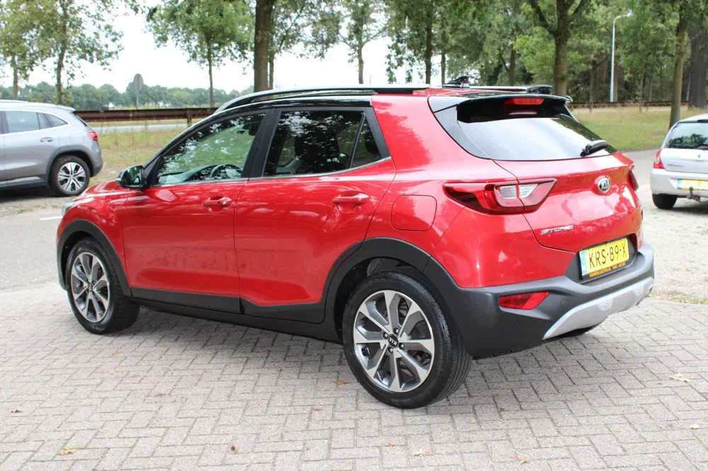 Kia Stonic 1.0 T-GDi DynamicLine uit 2020, foto 6