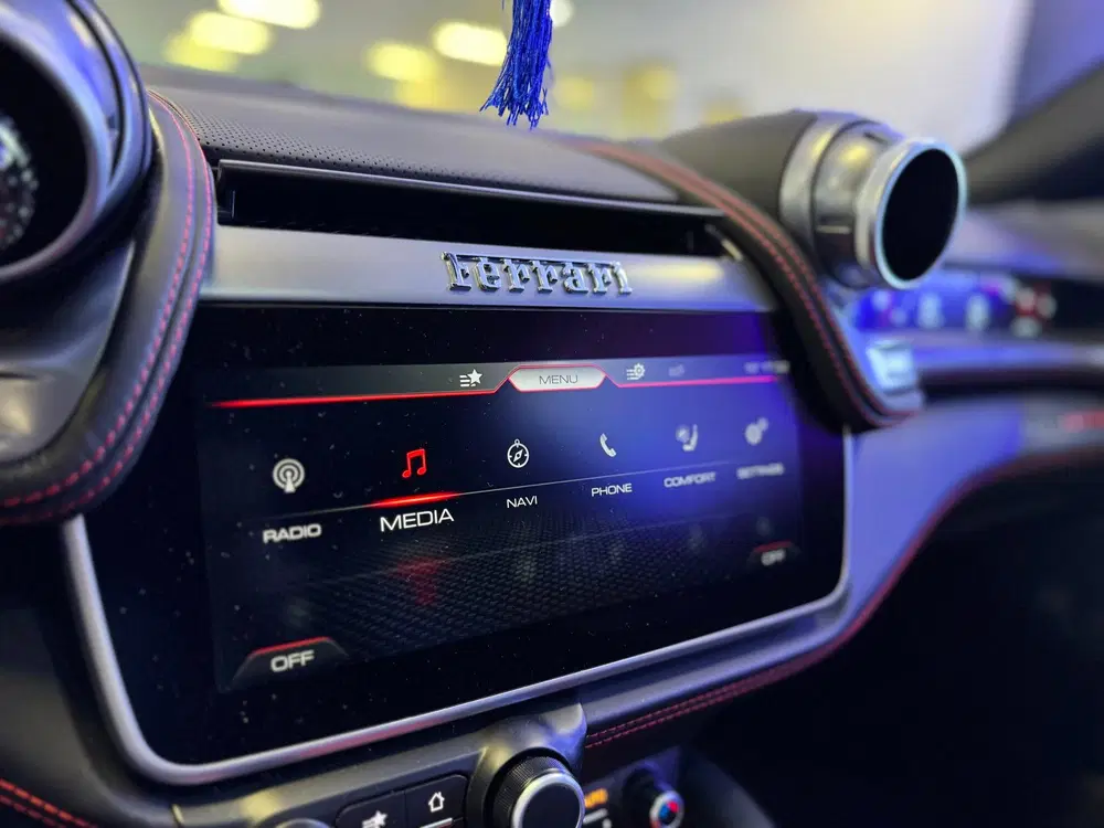 Ferrari GTC4 Lusso T 3.9 V8 I Pano I Lifting I Camera I Scude uit 2019, foto 10