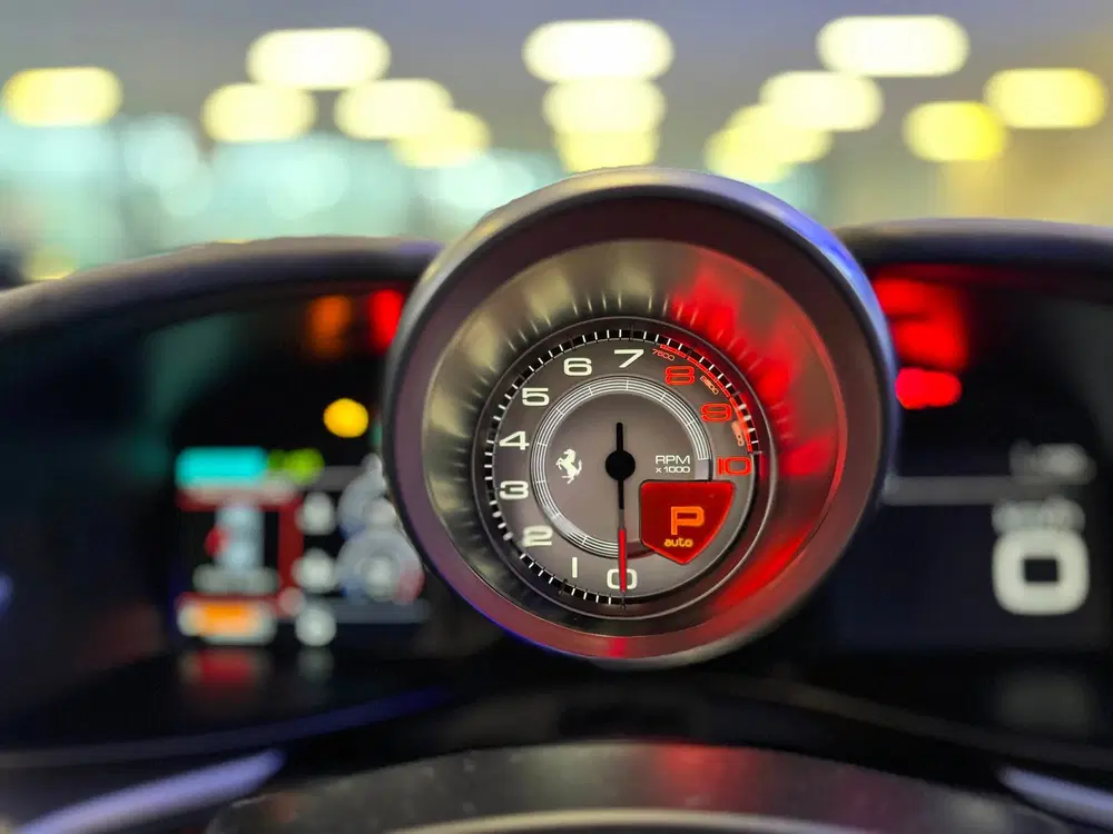 Ferrari GTC4 Lusso T 3.9 V8 I Pano I Lifting I Camera I Scude uit 2019, foto 12
