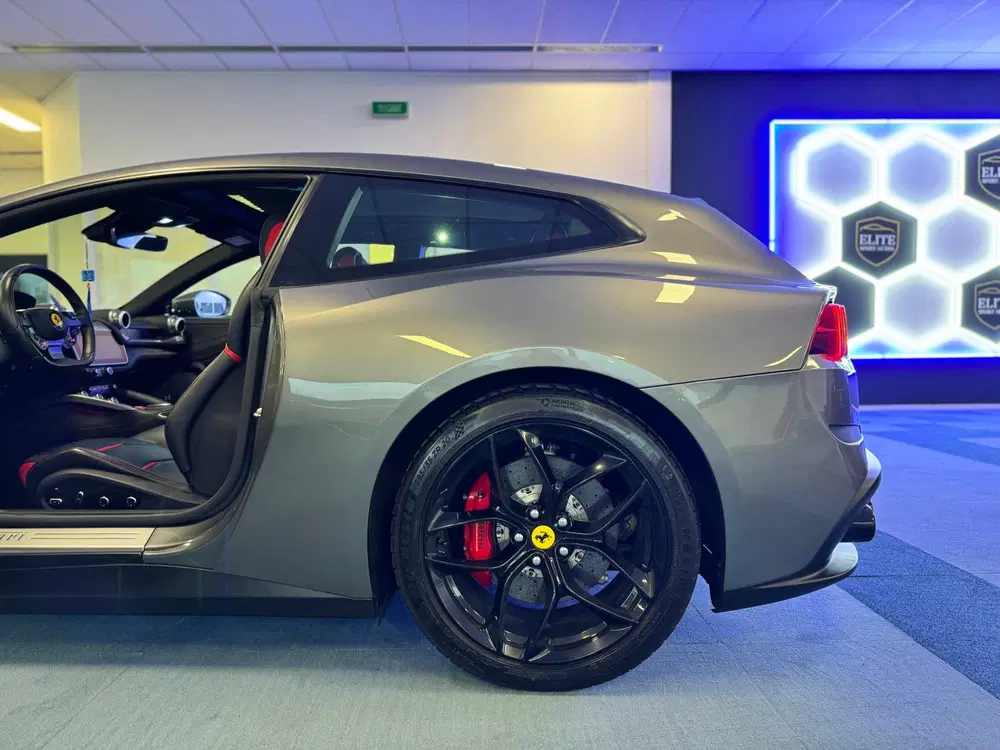 Ferrari GTC4 Lusso T 3.9 V8 I Pano I Lifting I Camera I Scude uit 2019, foto 14
