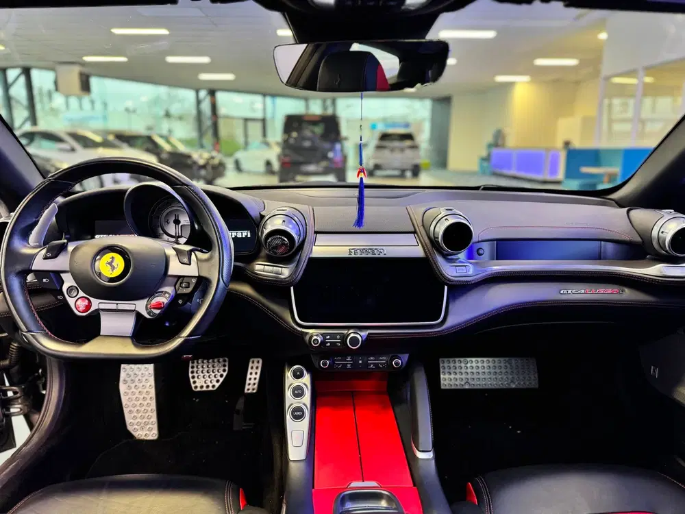Ferrari GTC4 Lusso T 3.9 V8 I Pano I Lifting I Camera I Scude uit 2019, foto 6