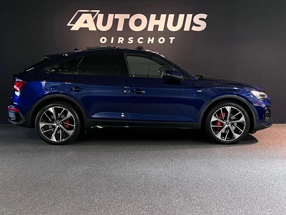 Audi Q5 55 TFSI e S edition Competition 367 PK uit 2021, foto 6