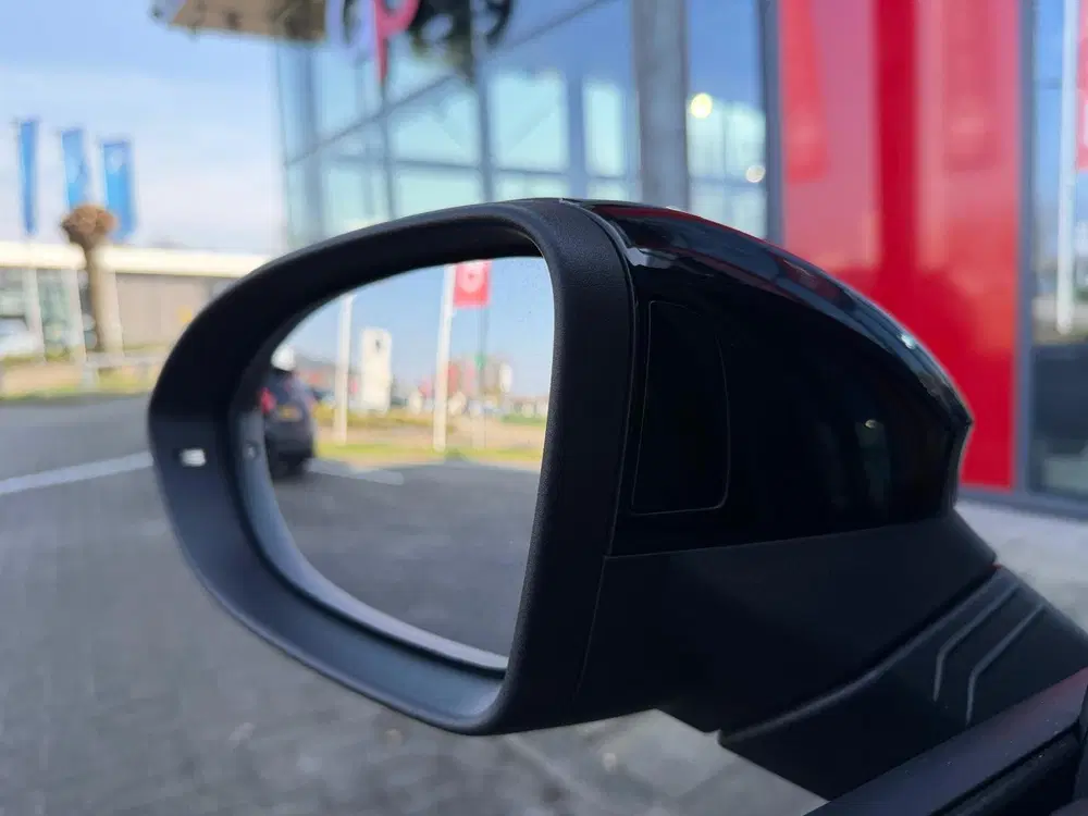 Volkswagen Golf 2.0 TSI GTI Panorama uit 2021, foto 10