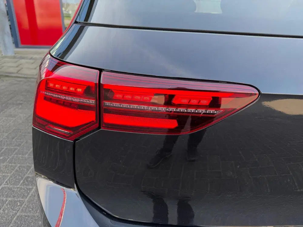 Volkswagen Golf 2.0 TSI GTI Panorama uit 2021, foto 7