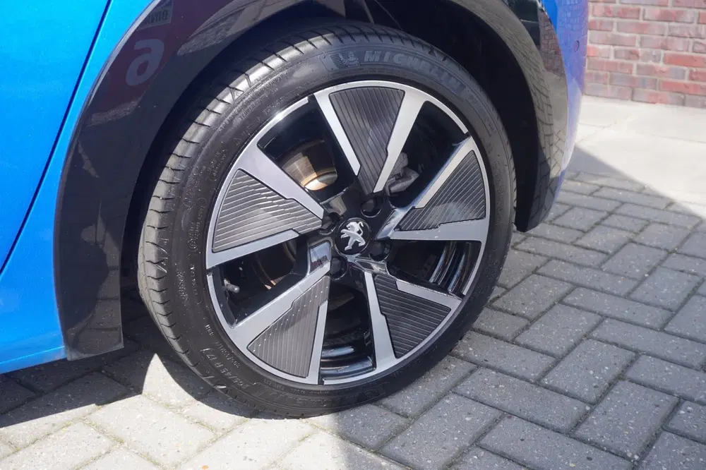 Peugeot 208 EV GT 350 50 kWh SOH 87 uit 2021, foto 7