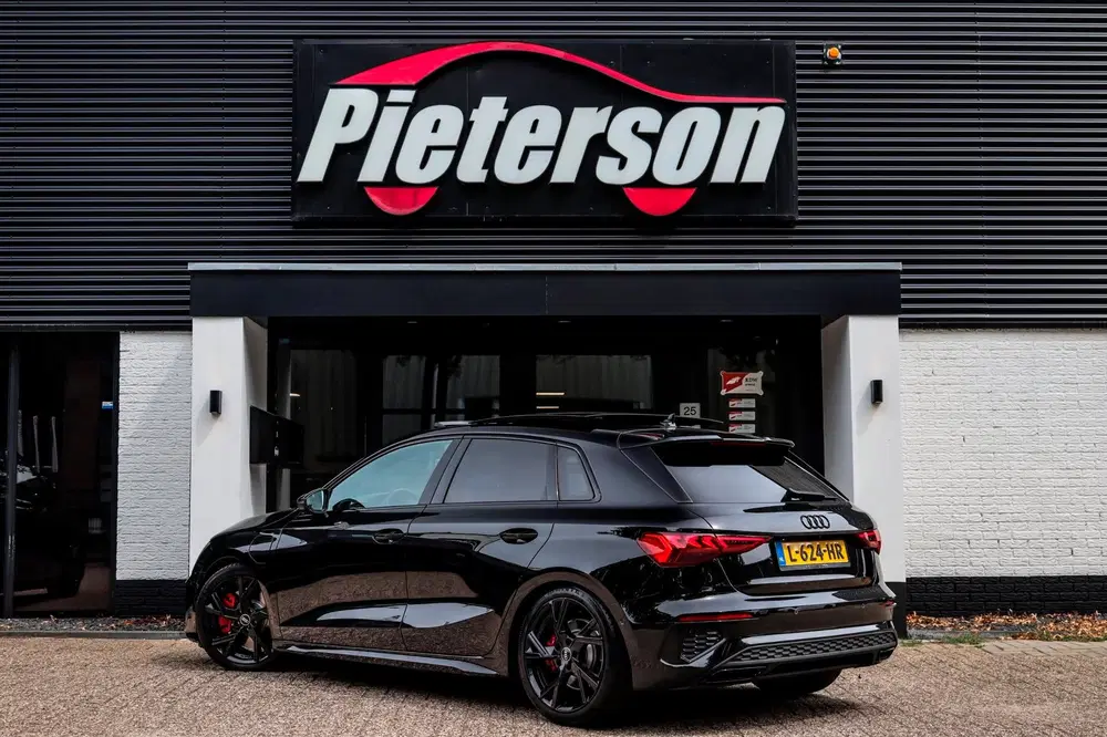 Audi A3 45 TFSI e 3x S-Line Competition PANO RS uit 2021, foto 11