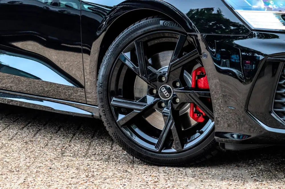 Audi A3 45 TFSI e 3x S-Line Competition PANO RS uit 2021, foto 4
