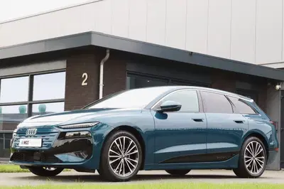 Audi A6 Advanced 83 kWh 20 inch Trekhaak Garant uit 2025