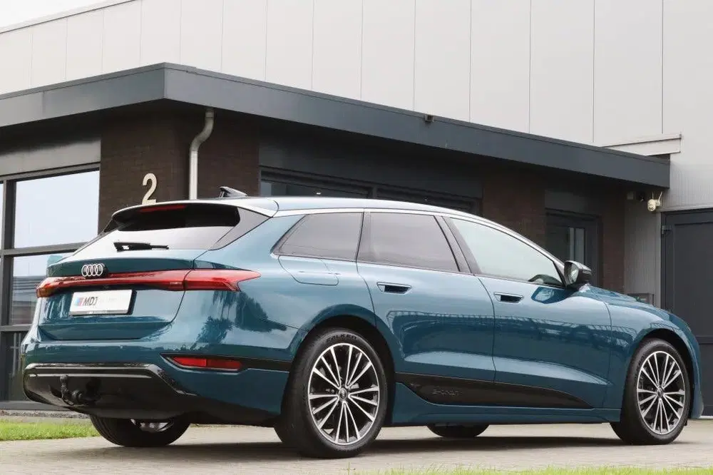 Audi A6 Advanced 83 kWh 20 inch Trekhaak Garant uit 2025, foto 2