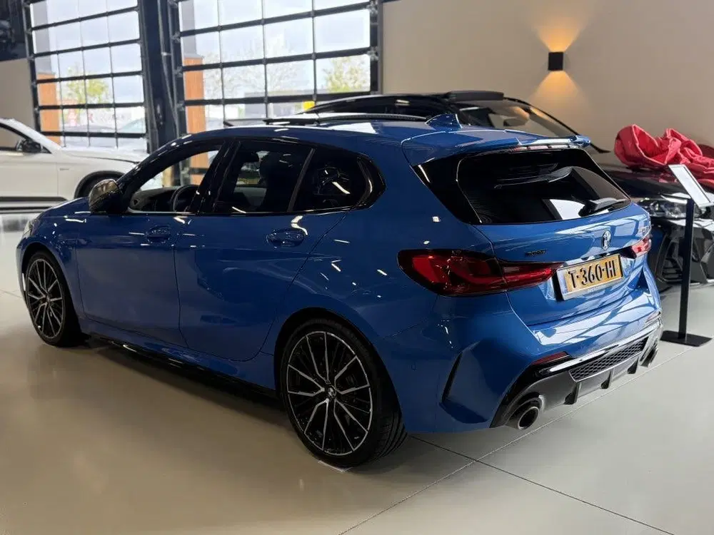BMW 1-serie M135i xDrive 306PK M-Individual uit 2020, foto 12