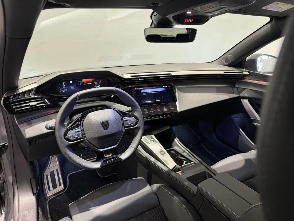Peugeot 308 1.6 Plug-in Hybrid 195 GT uit 2026, foto 13