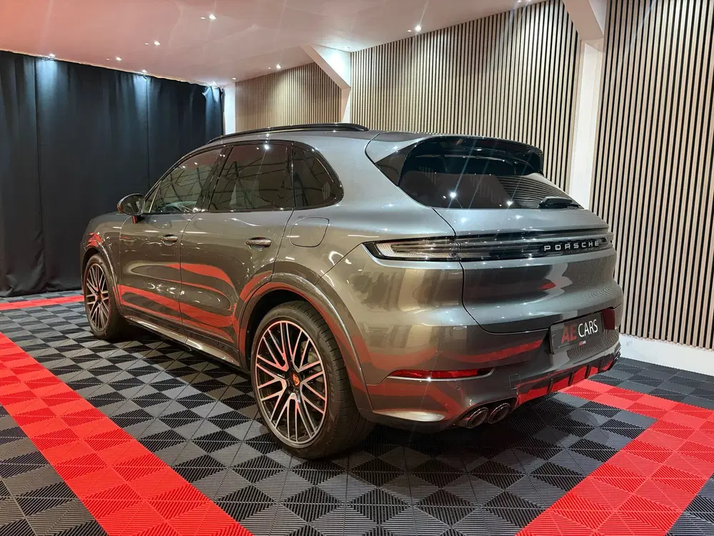Porsche Cayenne E-hybrid Sport Chrono+ Passenger Display P uit 2024, foto 14