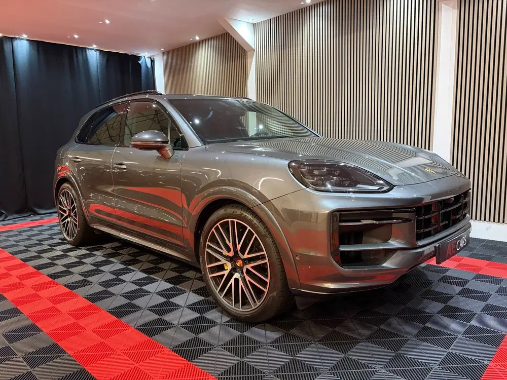 Porsche Cayenne E-hybrid Sport Chrono+ Passenger Display P uit 2024, foto 2