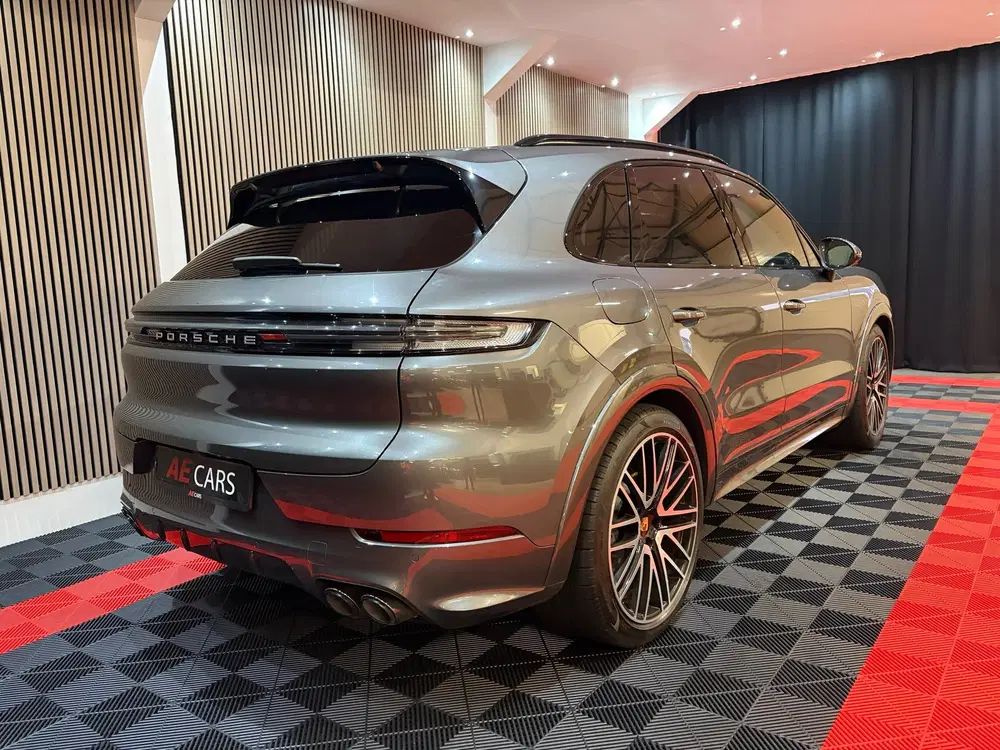 Porsche Cayenne E-hybrid Sport Chrono+ Passenger Display P uit 2024, foto 5