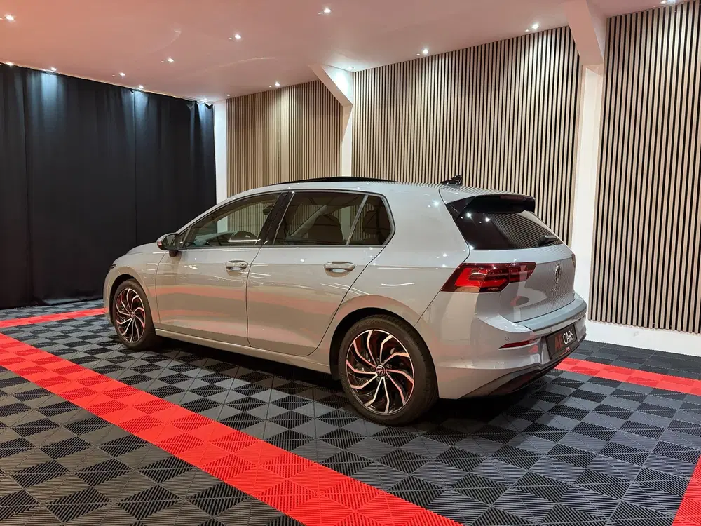 Volkswagen Golf 1.5 eTSI Style DSG Automaat Pano Memory-Ma uit 2021, foto 14
