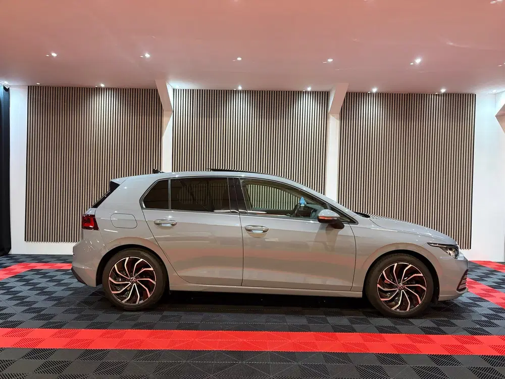 Volkswagen Golf 1.5 eTSI Style DSG Automaat Pano Memory-Ma uit 2021, foto 7