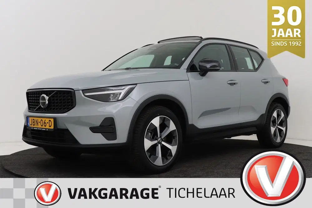 Volvo XC40 2.0 B4 Plus Black Edition uit 2025