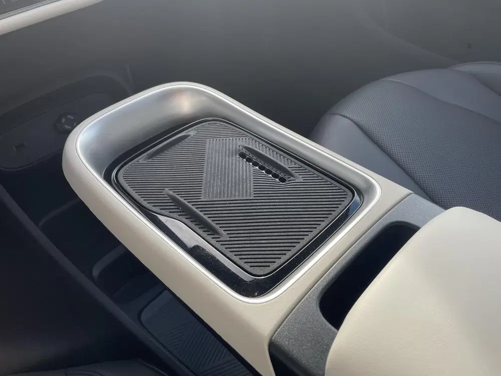 Dongfeng BOX Launch Edition 42 kWh Led-koplampen uit 2025, foto 15