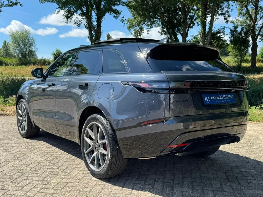 Land Rover Range Rover Velar 2.0 P400e AWD R-Dynamic HSE PHE uit 2024, foto 4