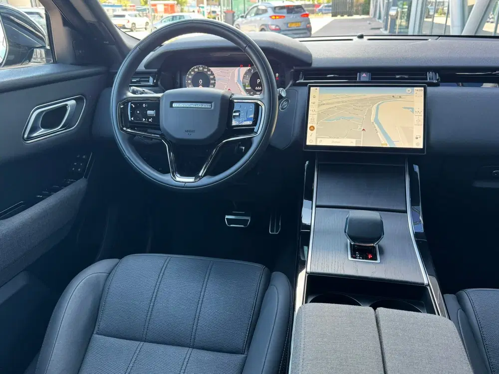 Land Rover Range Rover Velar 2.0 P400e AWD R-Dynamic HSE PHE uit 2024, foto 5