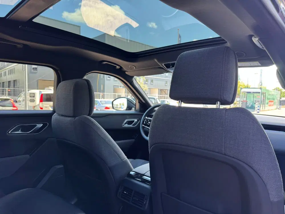 Land Rover Range Rover Velar 2.0 P400e AWD R-Dynamic HSE PHE uit 2024, foto 7