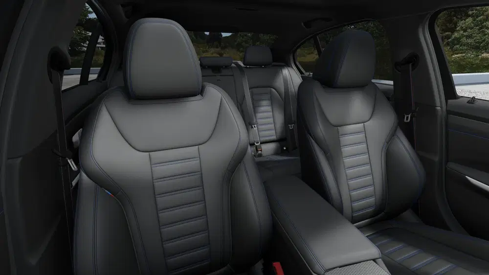 BMW 3-serie 330e M Sport Automaat uit 2026, foto 10