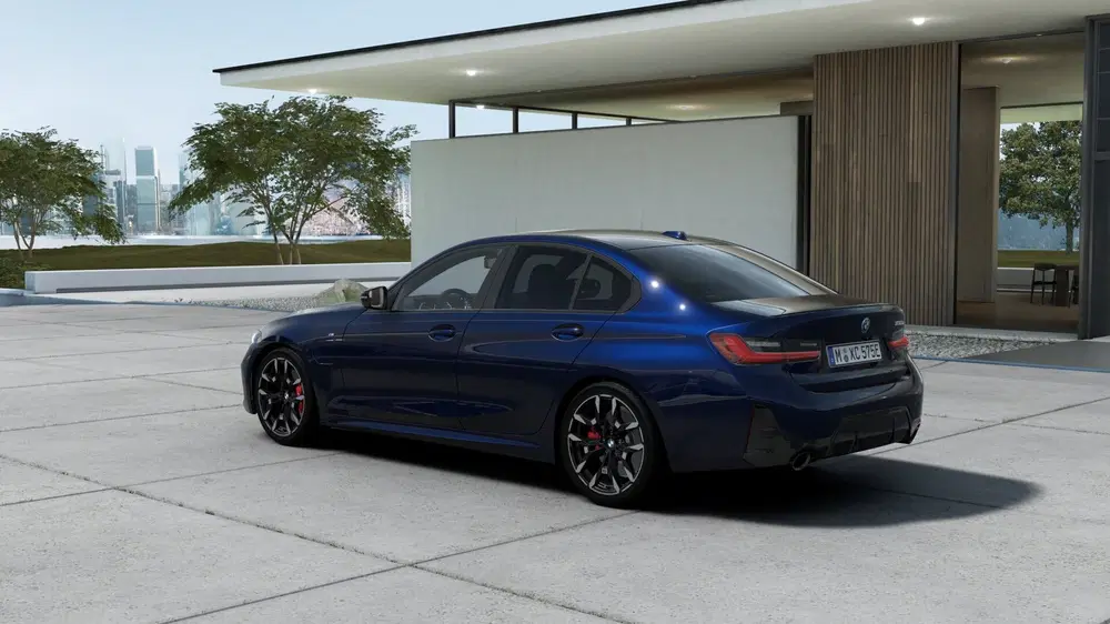 BMW 3-serie 330e M Sport Automaat uit 2026, foto 2