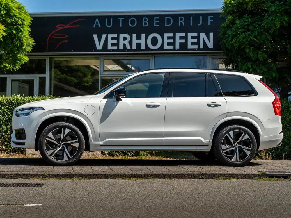 Volvo XC90 2.0 T8 Twin Engine AWD R-DESIGN uit 2019, foto 12
