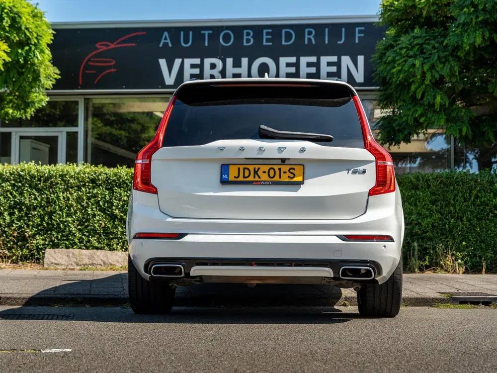 Volvo XC90 2.0 T8 Twin Engine AWD R-DESIGN uit 2019, foto 8