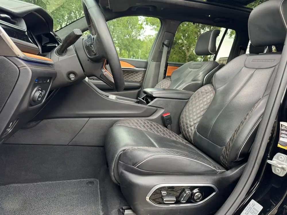 Jeep Grand Cherokee 2.0 Summit Reserve Plug in Hybrid 4xe 38 uit 2023, foto 15