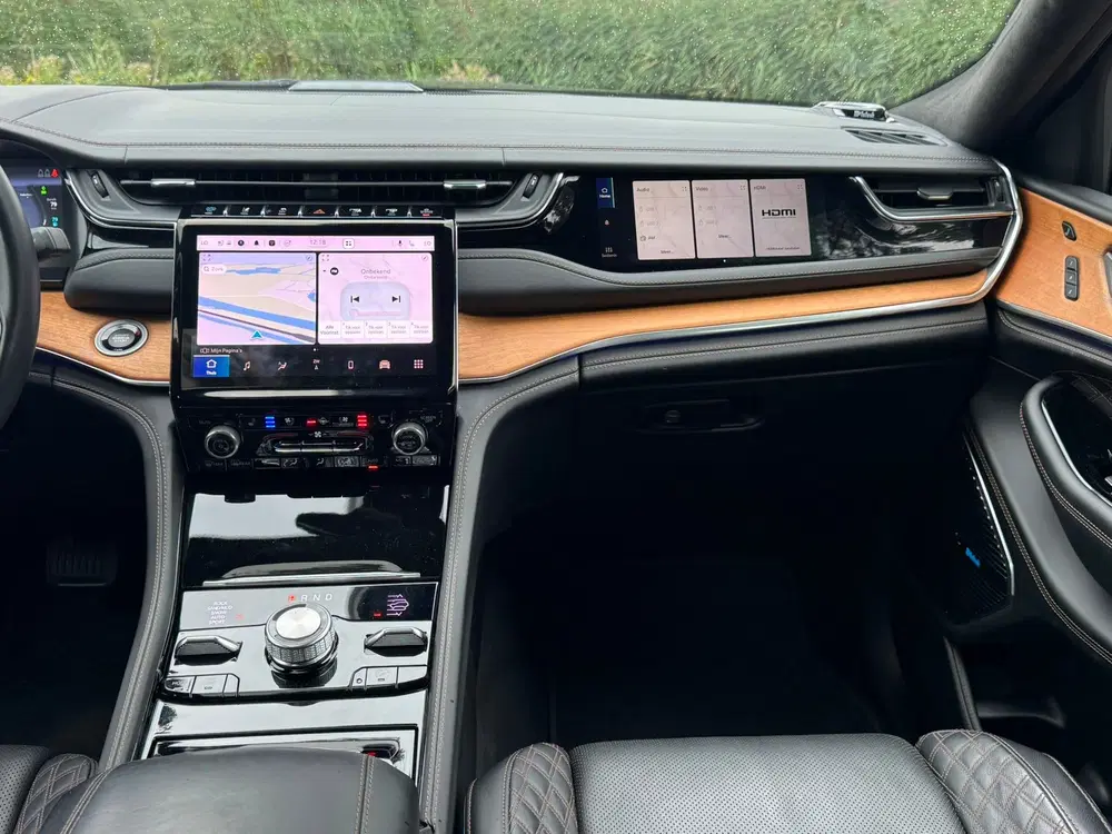Jeep Grand Cherokee 2.0 Summit Reserve Plug in Hybrid 4xe 38 uit 2023, foto 7
