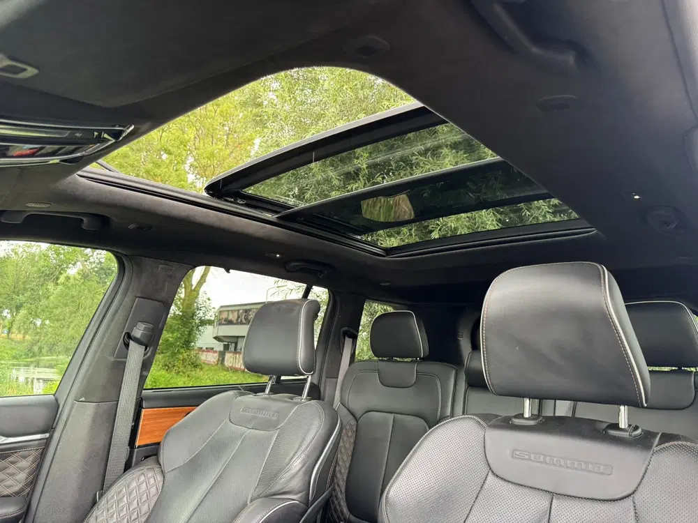 Jeep Grand Cherokee 2.0 Summit Reserve Plug in Hybrid 4xe 38 uit 2023, foto 8
