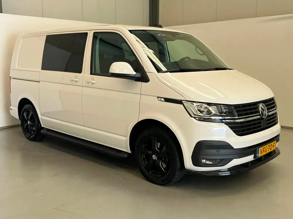 Volkswagen Transporter 2.0 TDI Dub. Cabine uit 2020, foto 2