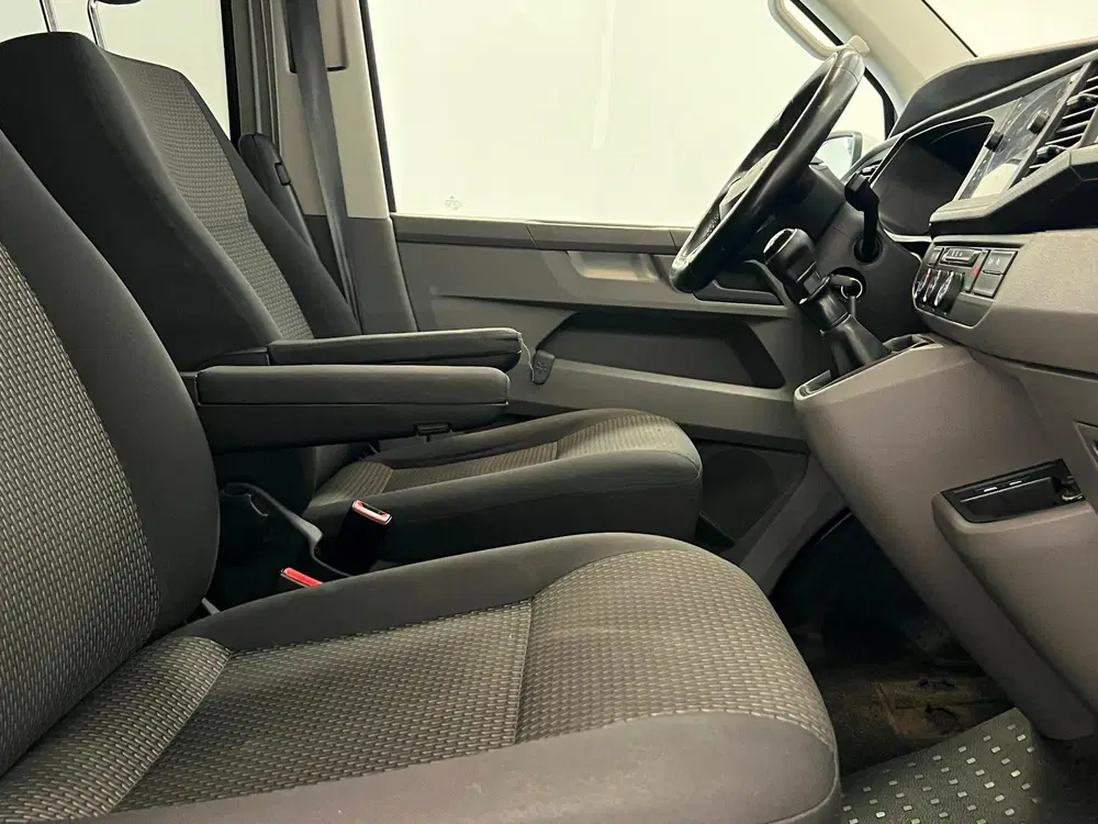 Volkswagen Transporter 2.0 TDI Dub. Cabine uit 2020, foto 6