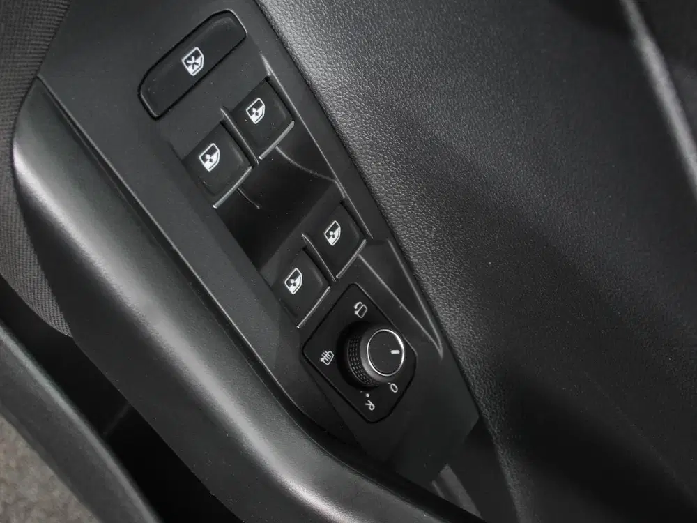 Volkswagen Polo 1.0 TSI R-Line Automaat Camera Digitale Co uit 2024, foto 14