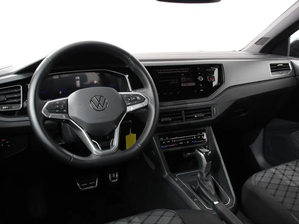 Volkswagen Polo 1.0 TSI R-Line Automaat Camera Digitale Co uit 2024, foto 2