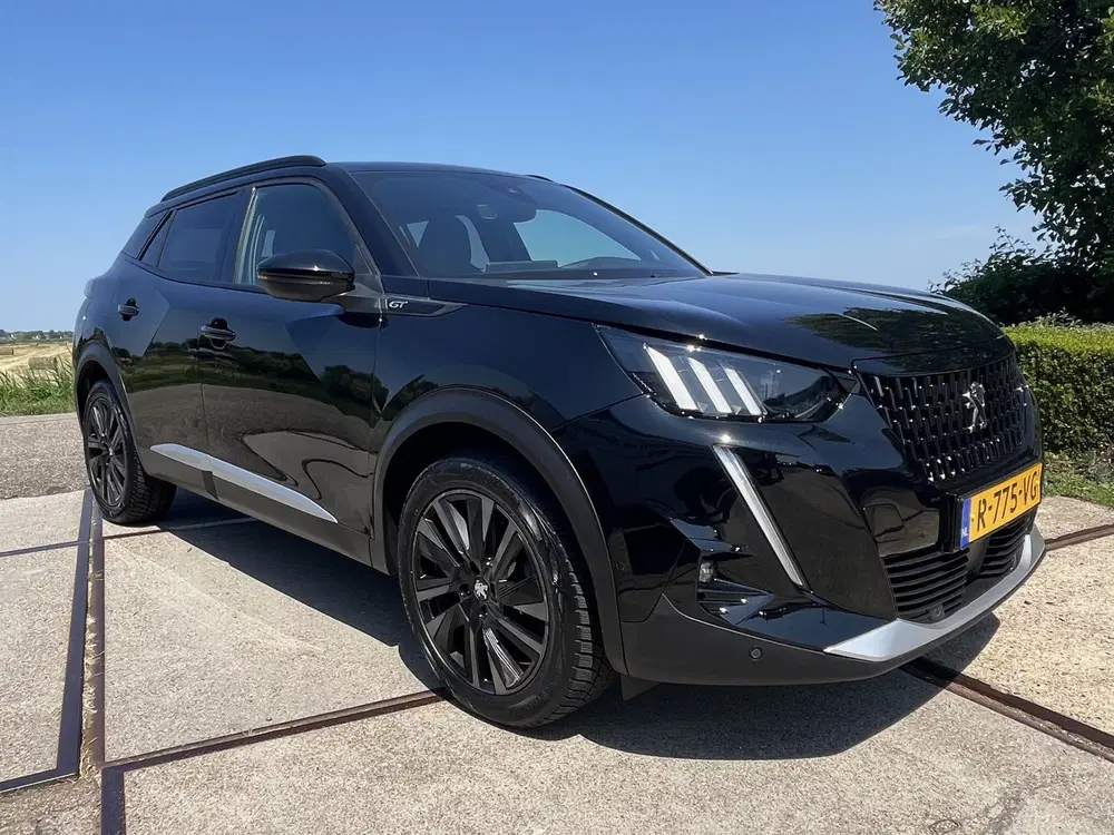 Peugeot 2008 1.2 PureTech GT (bj 2022) uit 2022, foto 3