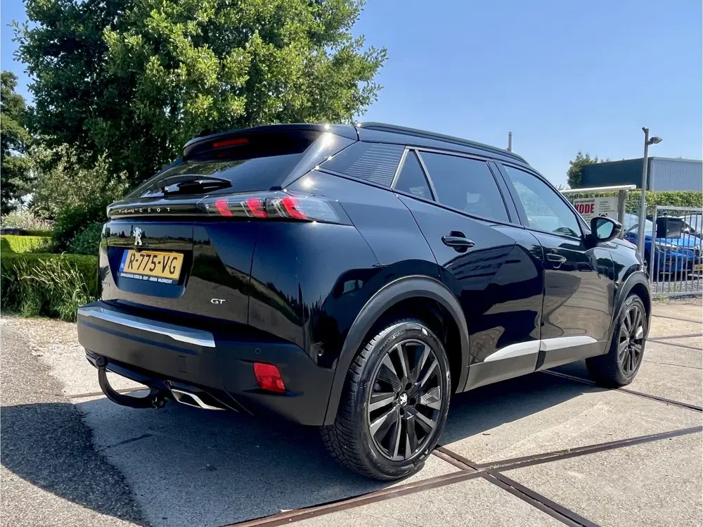 Peugeot 2008 1.2 PureTech GT (bj 2022) uit 2022, foto 5