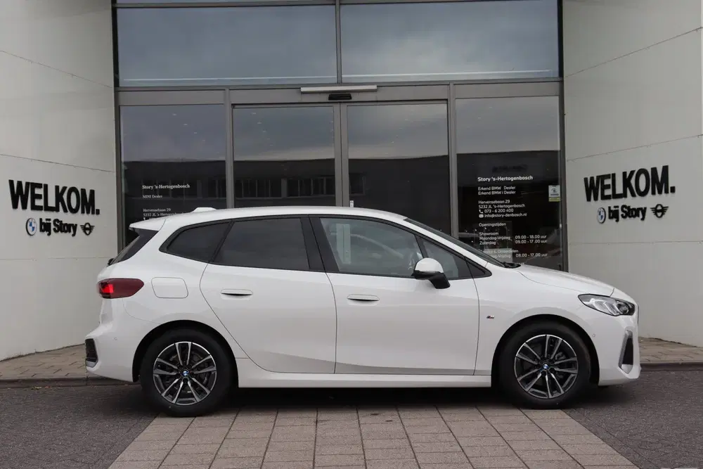 BMW 2-serie Active Tourer 218i M Sport Automaat uit 2024, foto 7