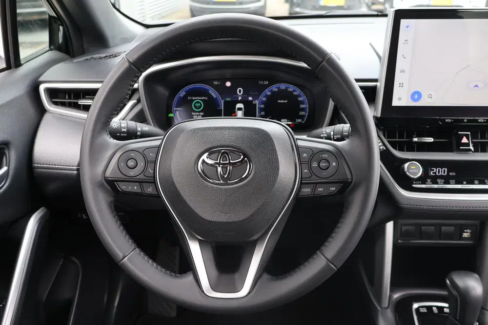 Toyota Corolla Cross 2.0 High Power Hybrid Active 1e Eigenaa uit 2023, foto 13