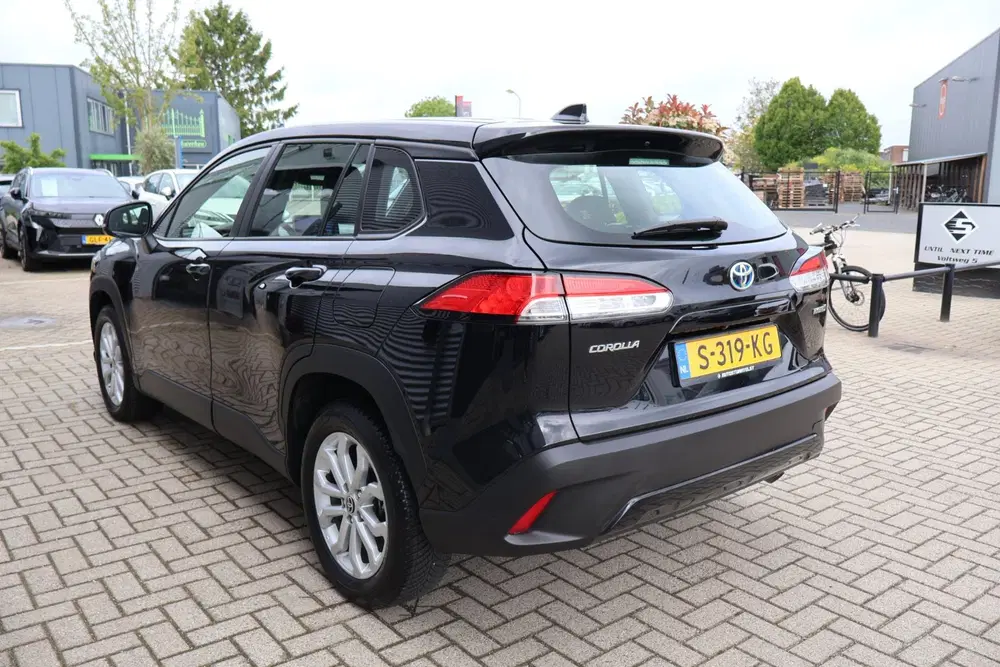 Toyota Corolla Cross 2.0 High Power Hybrid Active 1e Eigenaa uit 2023, foto 3