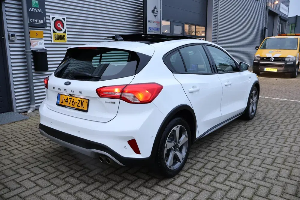 Ford Focus 1.0 Hybrid Active Business 1e Eigenaar uit 2020, foto 11