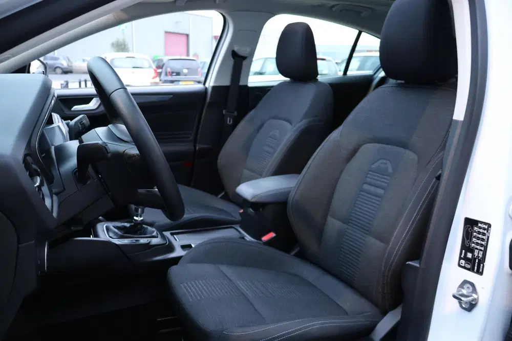 Ford Focus 1.0 Hybrid Active Business 1e Eigenaar uit 2020, foto 12