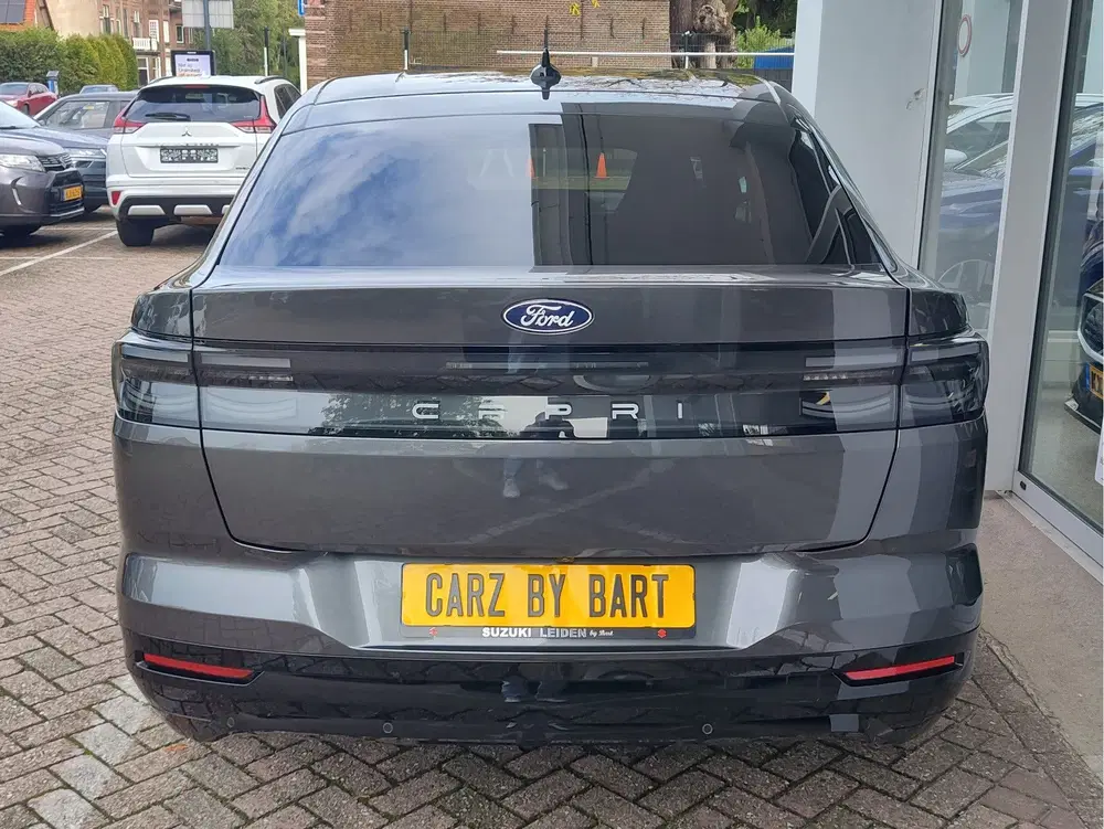 Ford Capri STANDARD RANGE RWD 52 kWh SoH 100% uit 2025, foto 4