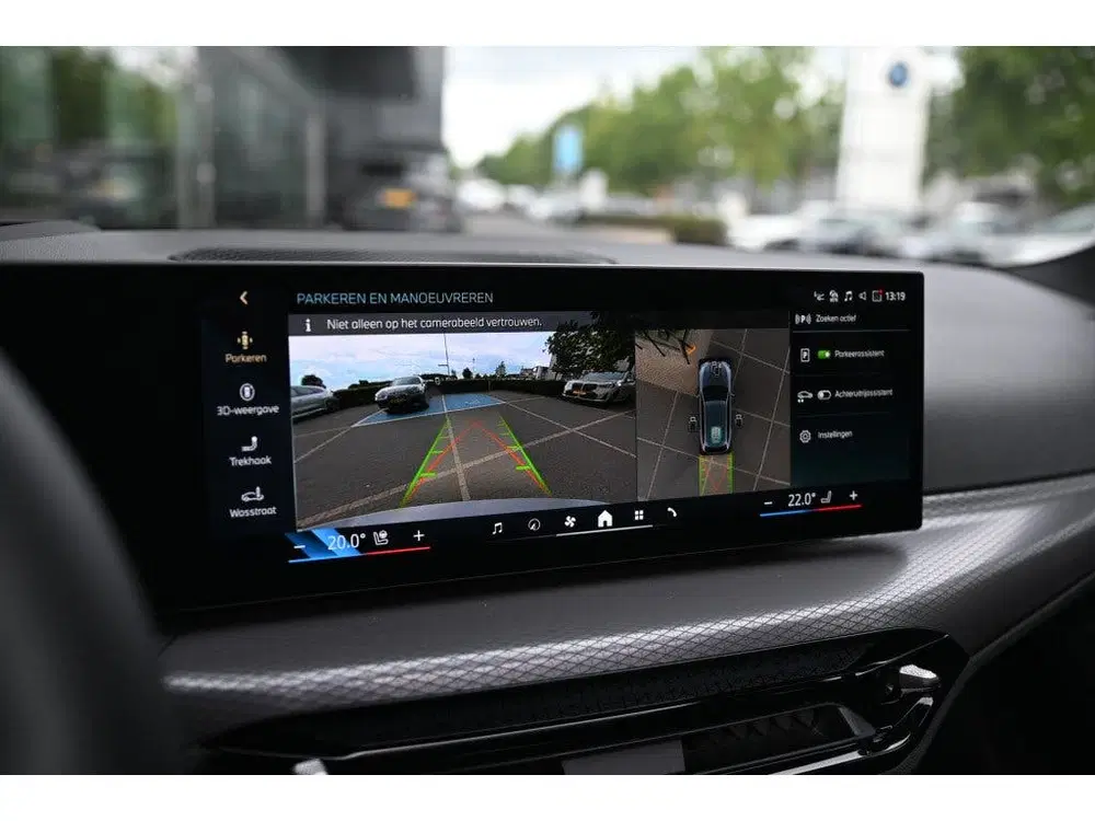 BMW 3-serie 330e M Sport Automaat uit 2026, foto 15