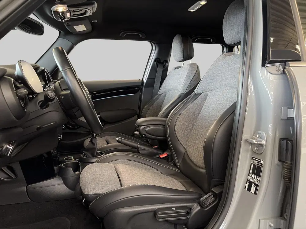 Mini One 1.5 One Business Edition uit 2022, foto 12