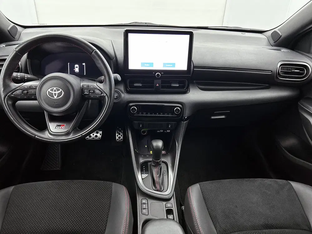 Toyota Yaris 1.5 Hybrid 130 GR Sport uit 2025, foto 4