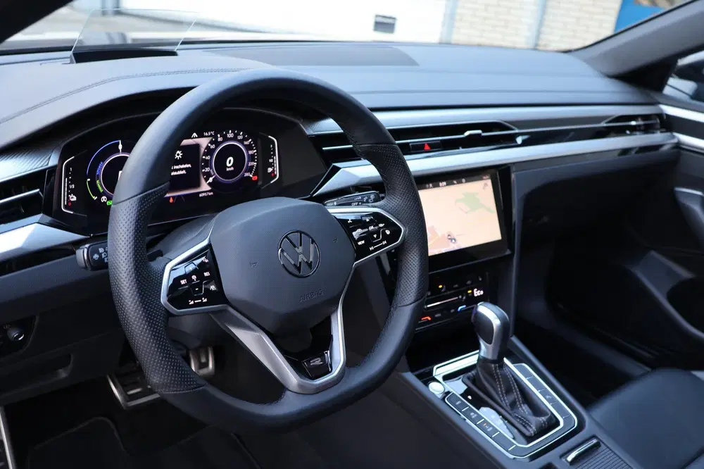 Volkswagen Arteon 1.4 TSI eHybrid R-Line SOH uit 2022, foto 2